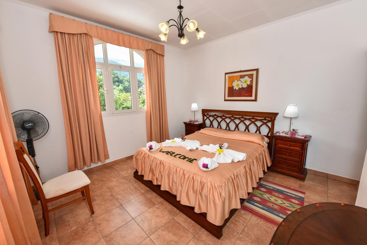 Jessies Guest House Seychelles Beau Vallon  Exterior photo