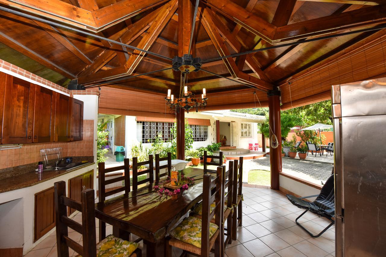 Jessies Guest House Seychelles Beau Vallon  Exterior photo