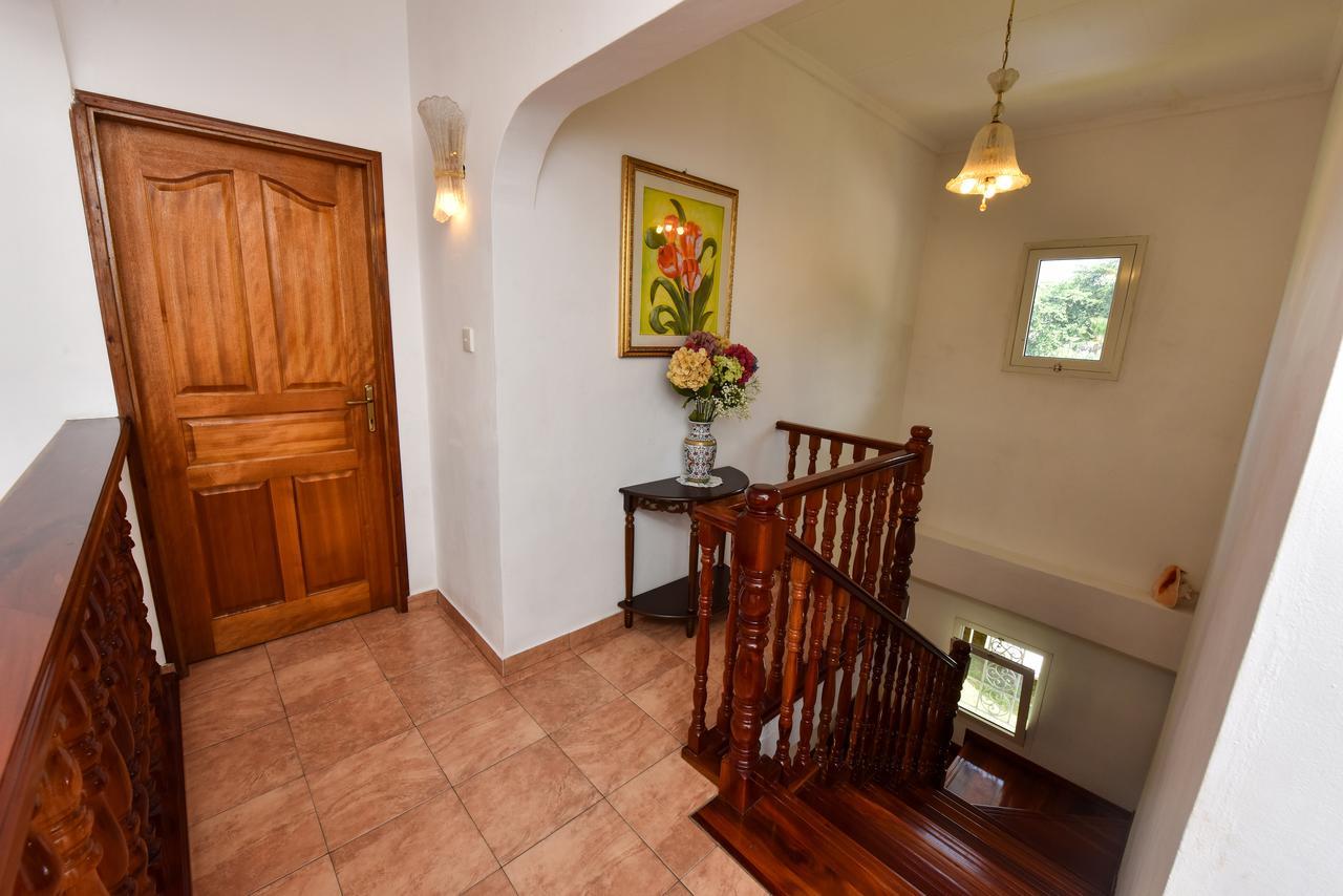 Jessies Guest House Seychelles Beau Vallon  Exterior photo